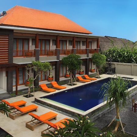 Готель Kubu Cempaka Seminyak Екстер'єр фото