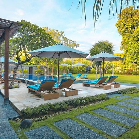 Готель Kubu Cempaka Seminyak Екстер'єр фото