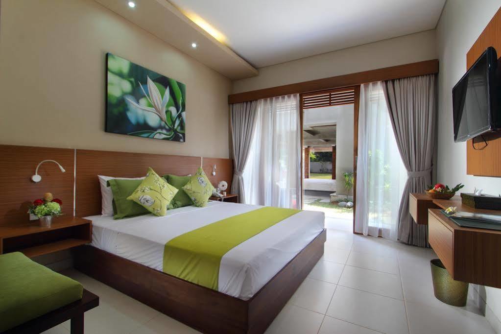 Готель Kubu Cempaka Seminyak Екстер'єр фото