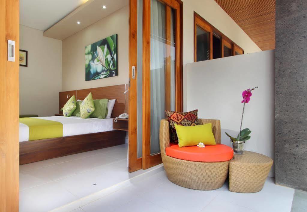Готель Kubu Cempaka Seminyak Екстер'єр фото
