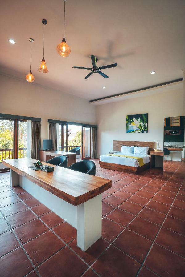 Готель Kubu Cempaka Seminyak Екстер'єр фото